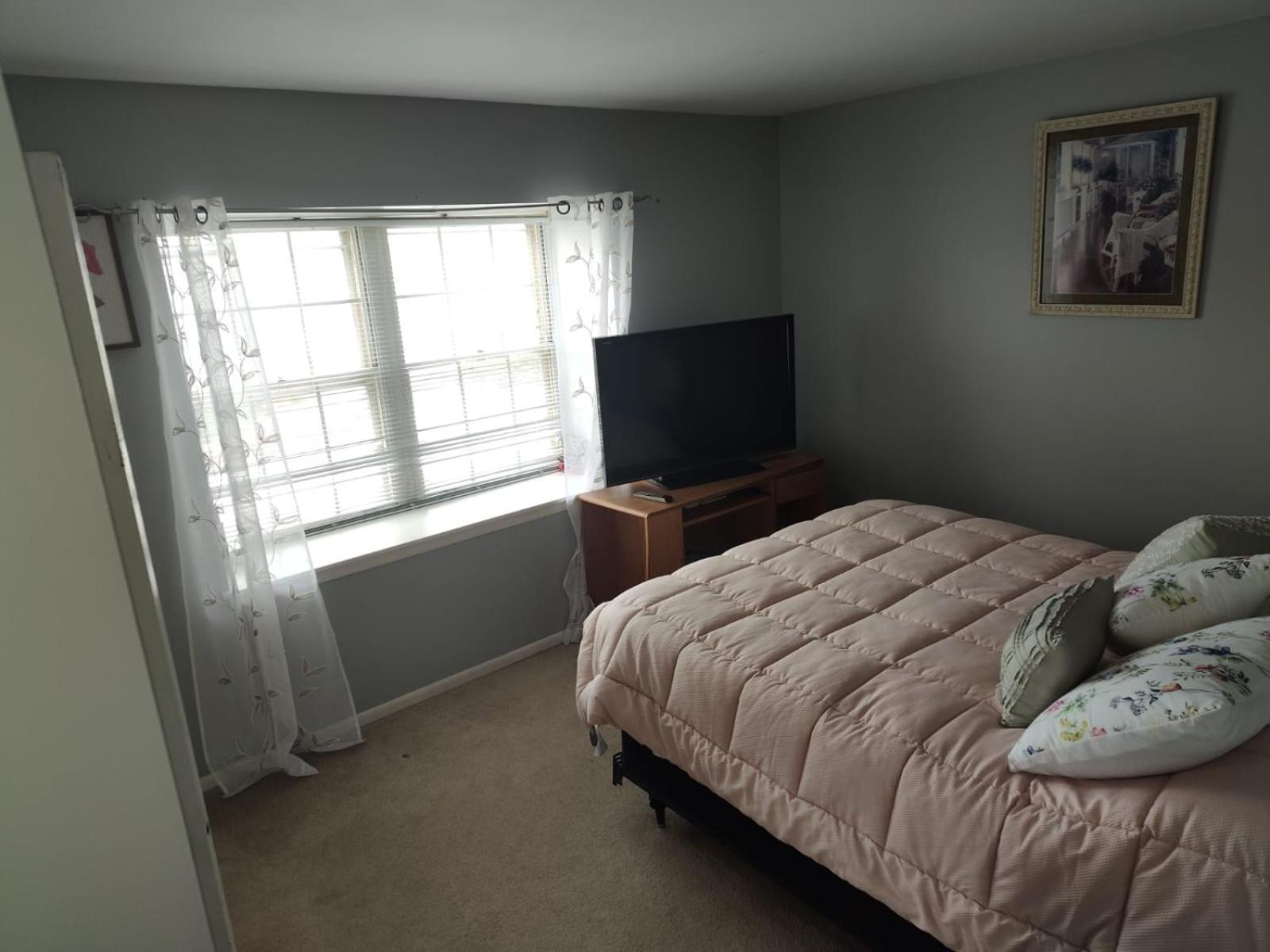 Large Room With Balcony In Private Home In Elk Grove Elk Grove Village Exterior foto